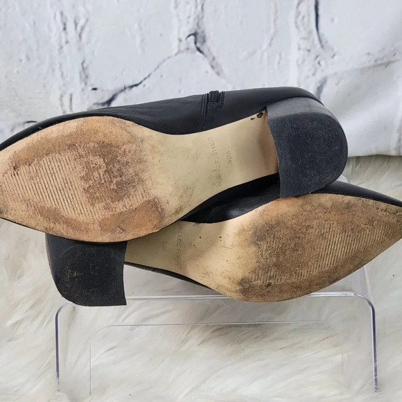 Marc Fisher Womens‎ 9.5 Black Leather Pointy Toe Minimalist Sexy Heeled Bootie - Picture 11 of 13